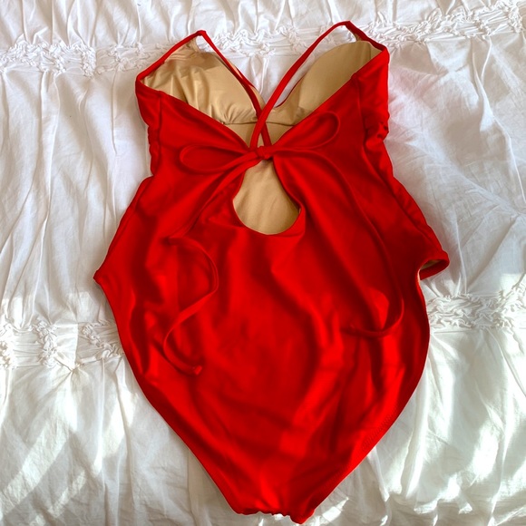 NWT Old Navy Red one piece swimsuit. Size Large! Adjustable straps with ruffles! - Picture 2 of 4